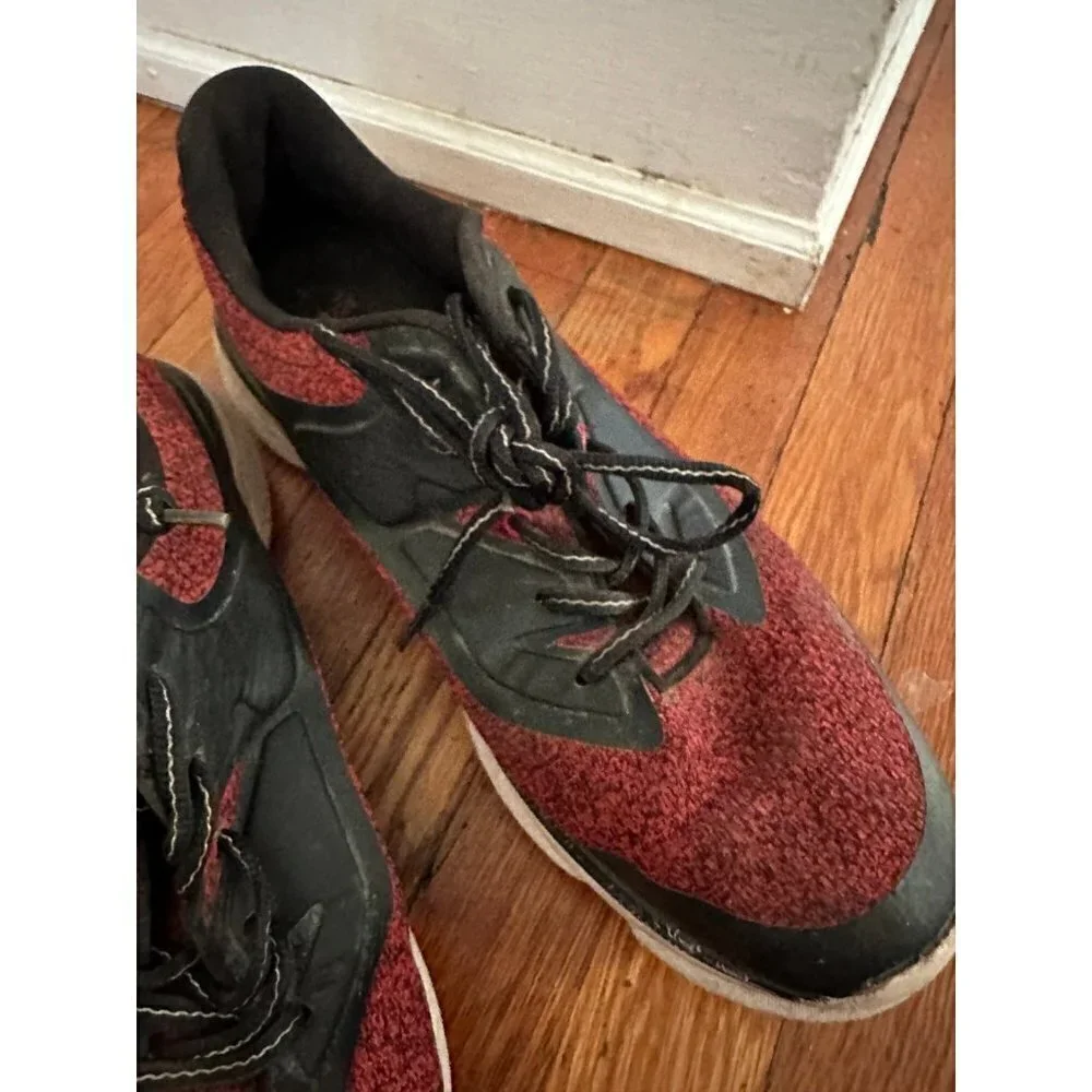 Avia Men’s size 11 Shoes